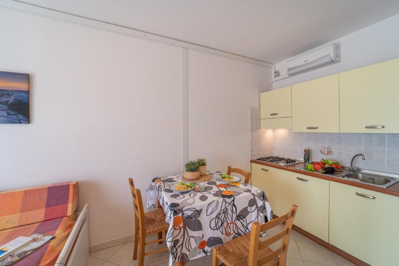 Residenza Puerto Do Sol Leilighet Lignano Sabbiadoro Eksteriør bilde