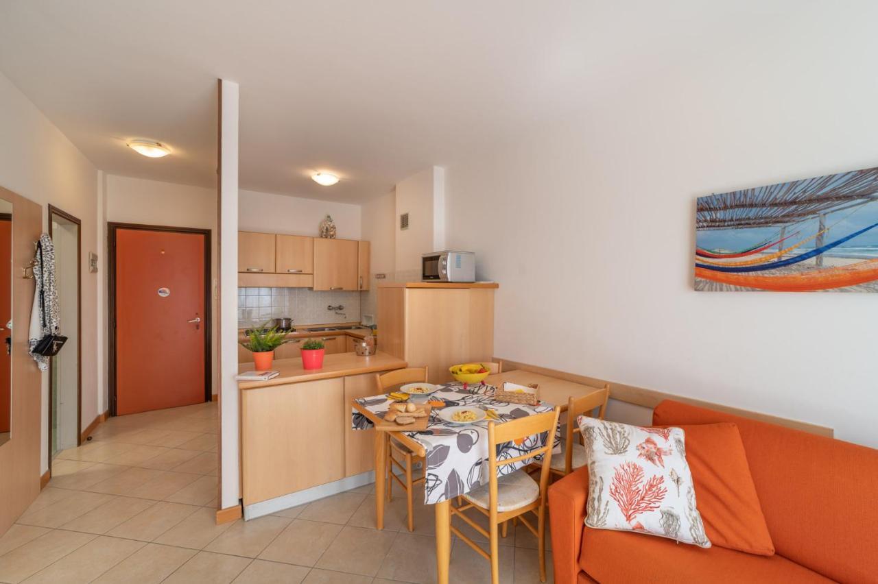 Residenza Puerto Do Sol Leilighet Lignano Sabbiadoro Eksteriør bilde