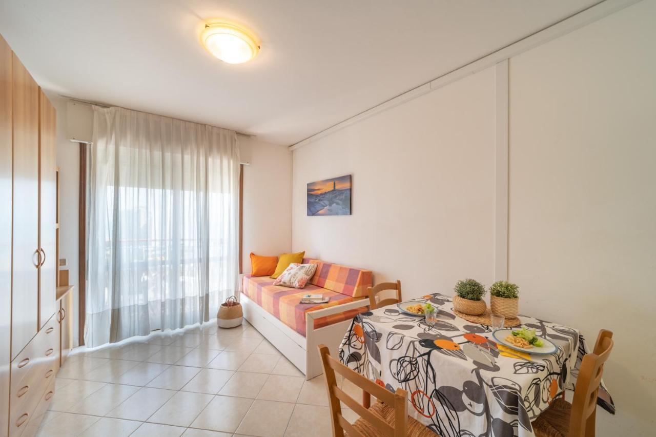 Residenza Puerto Do Sol Leilighet Lignano Sabbiadoro Eksteriør bilde
