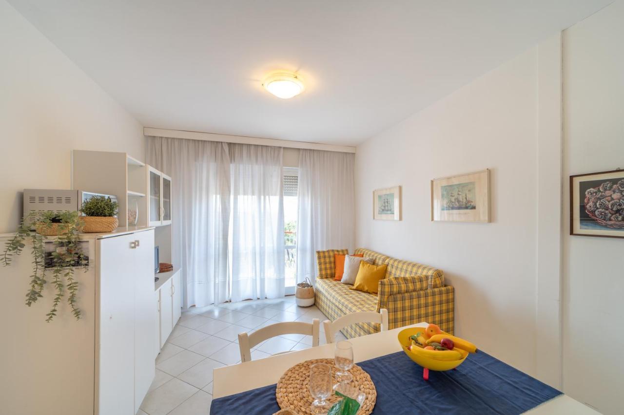 Residenza Puerto Do Sol Leilighet Lignano Sabbiadoro Eksteriør bilde